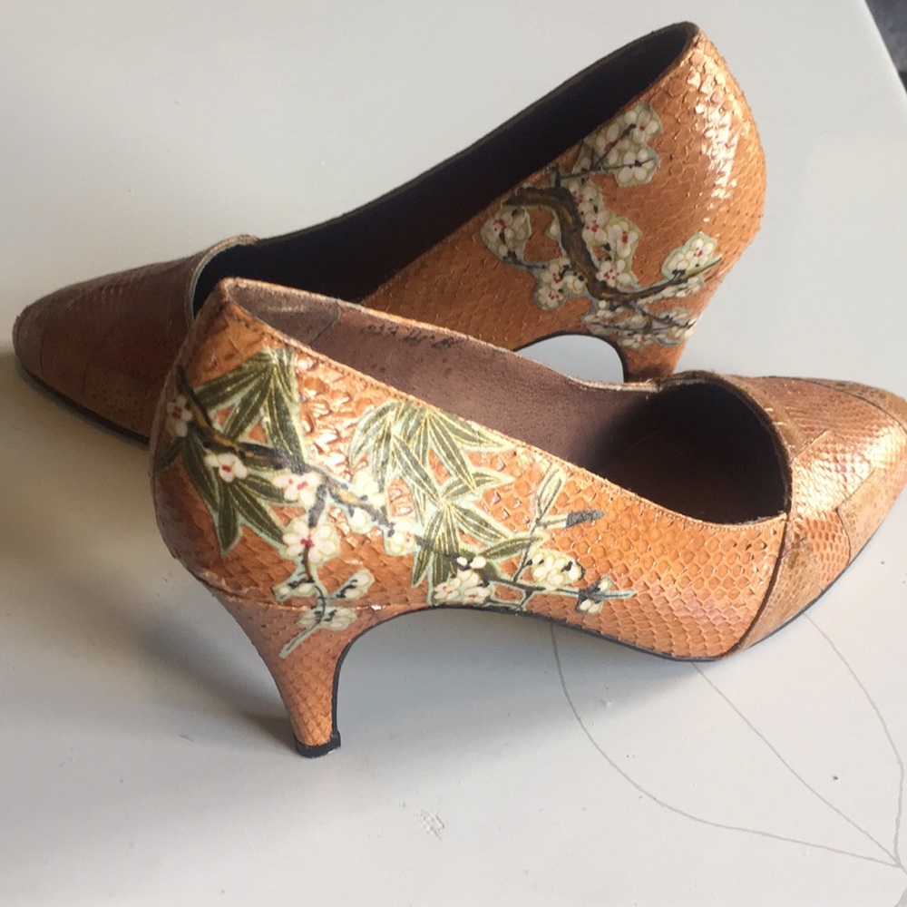 Vintage Patterned Heels